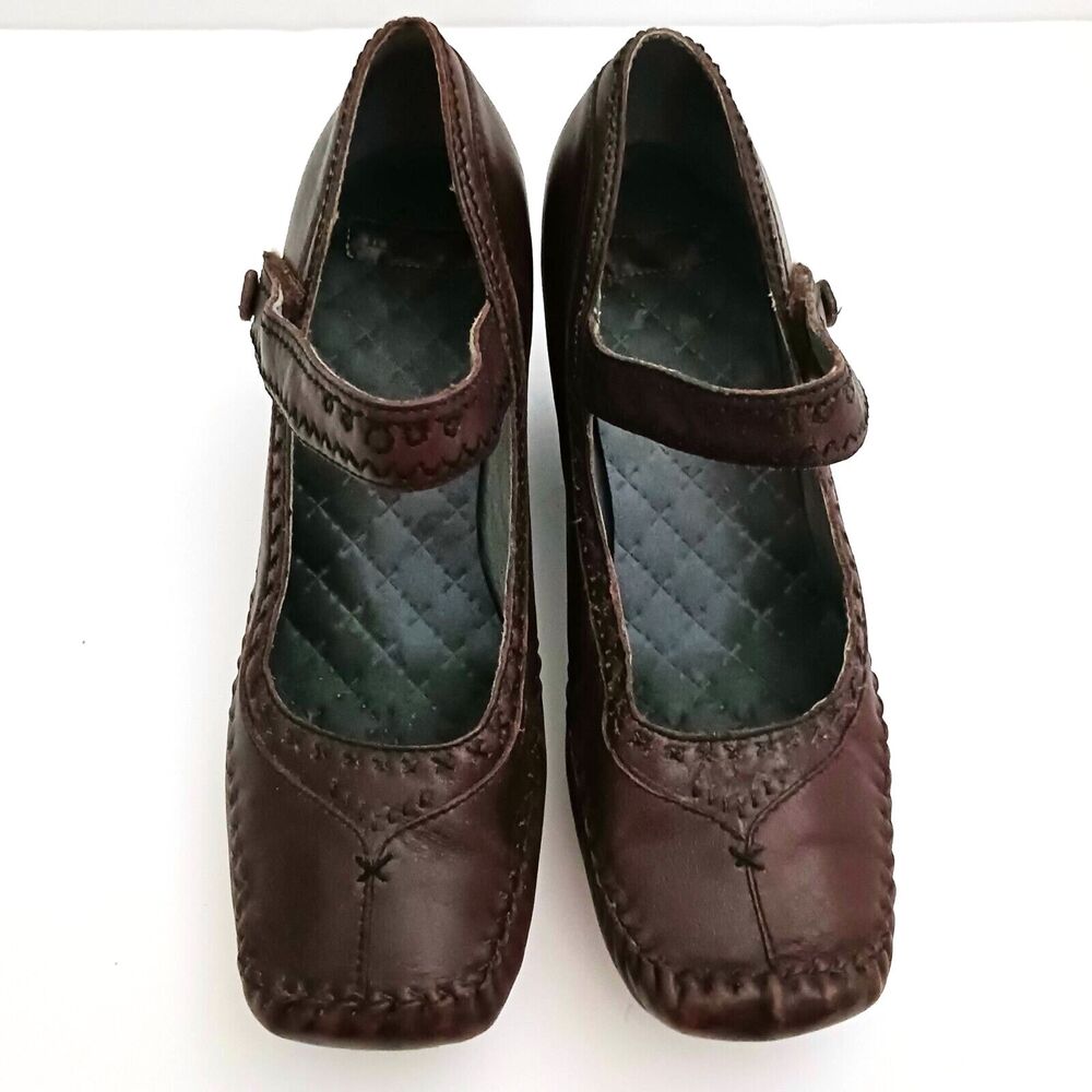Indigo by Clarks Mary Jane Brown Leather Square Toe Curved Heel Sz 8.5 - Picture 2 of 9